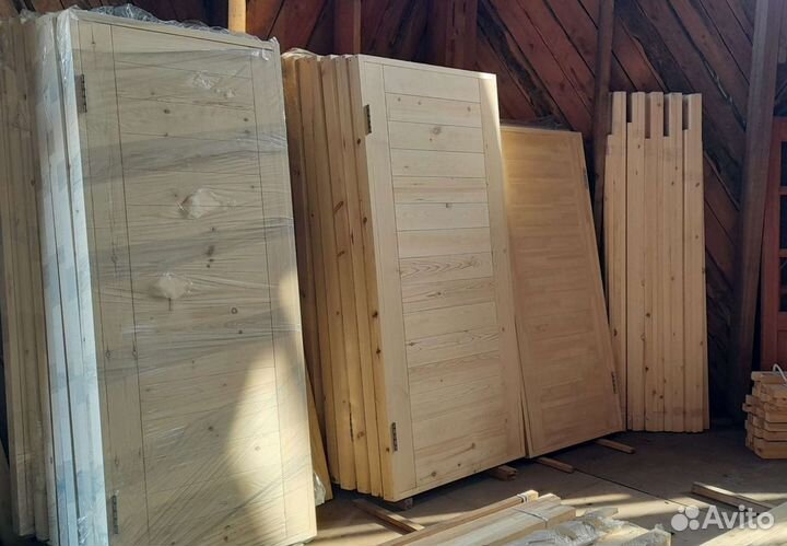 Двери деревянные