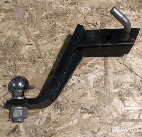 Фаркоп Cadillac Escalade