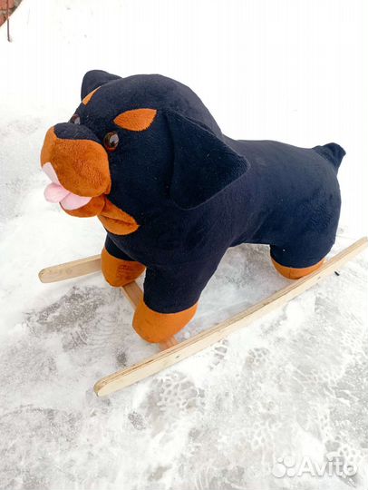 Собака качалка