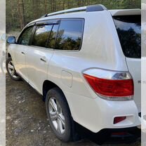 Toyota Highlander 3.5 AT, 2011, 265 000 км, с пробегом, цена 2 200 000 руб.