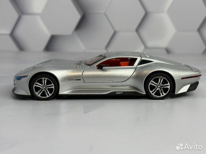 Модель машины Mercedes Benz AMG Vision GT 1:24