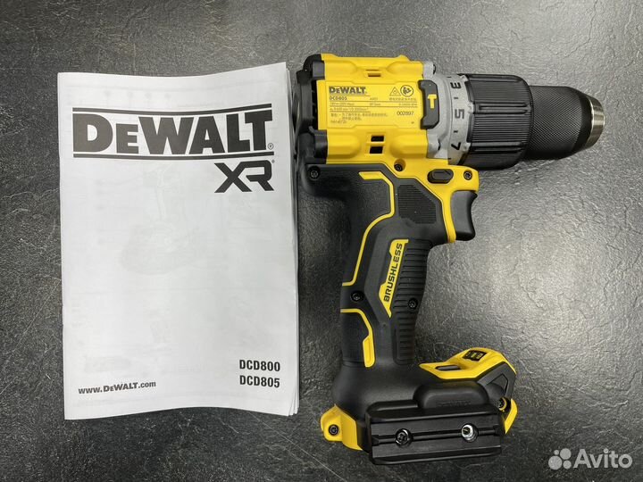 Дрель-шуруповерт аккумуляторная dewalt DCD 805