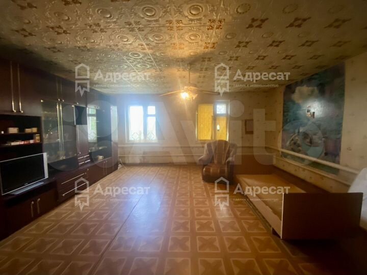 Дом 325,5 м² на участке 15,7 сот.