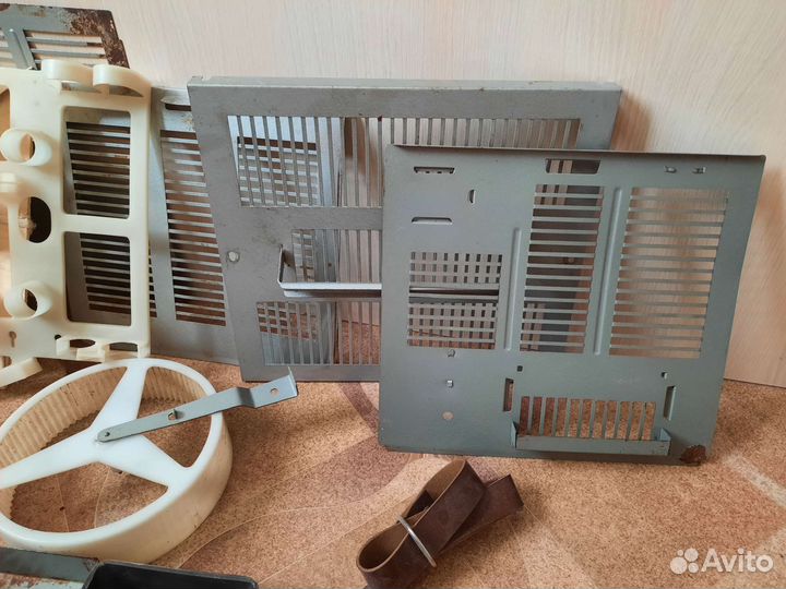 Клетка для грызунов СССР с колесом прозрачная