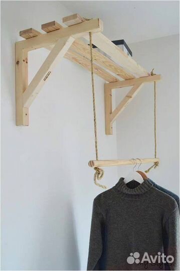 Полка настенная деревянная с вешалкой