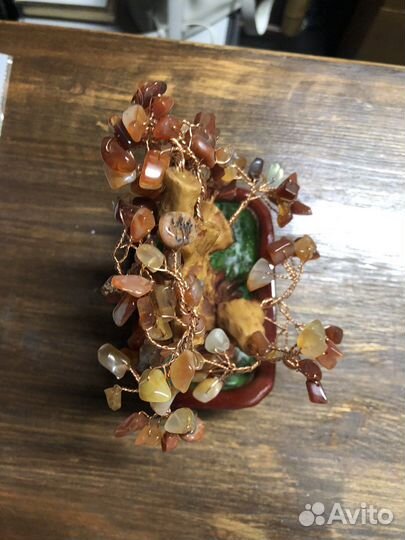 Дерево счастья из камней