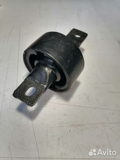 Сайлентблок задн рычага Honda CR-V RD1/RD2