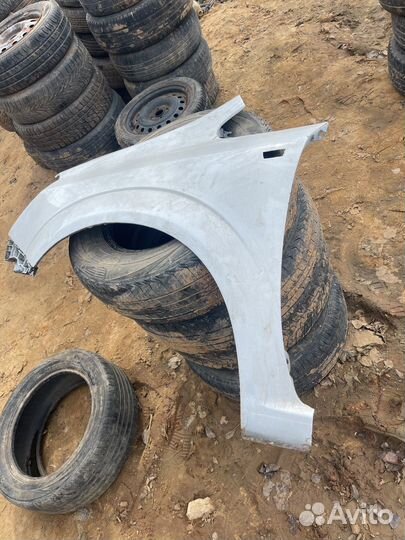 Крыло переднее левое opel zafira b