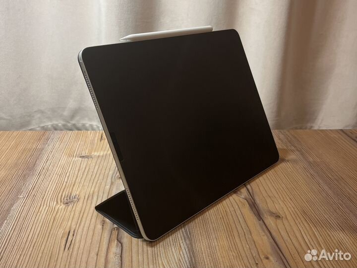 Магнитный черный кожаный чехол для iPad Pro 12.9