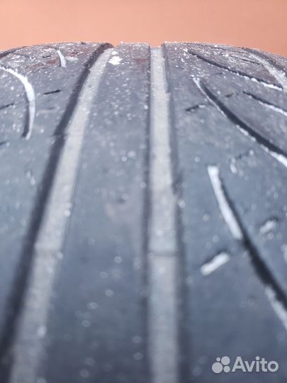 Bridgestone B500Si 235/50 R17 96V