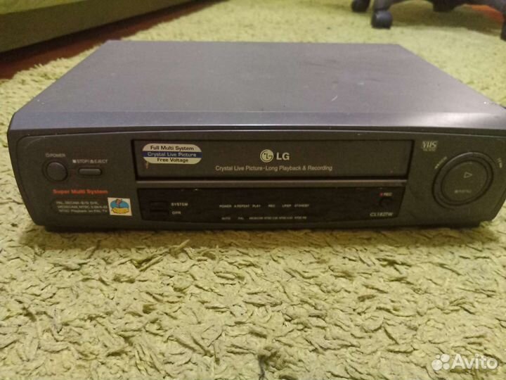 Видеомагнитофон