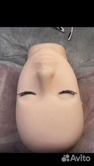 Тренировочный манекен для наращивания