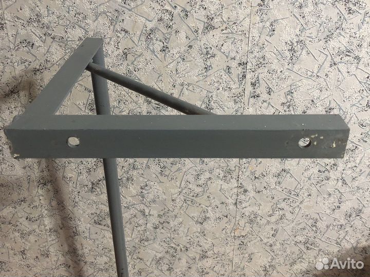 Турник настенный