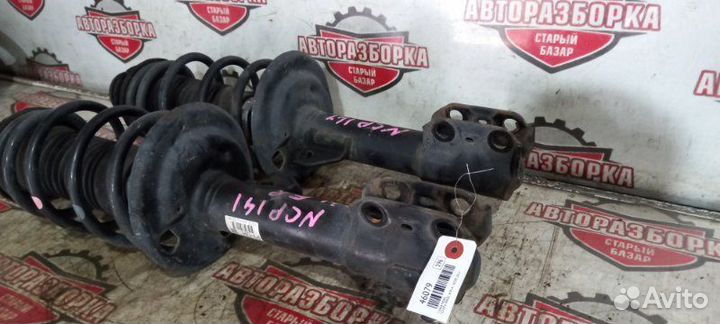 Стойка передняя Toyota Spade NCP141 1nzfe 2014