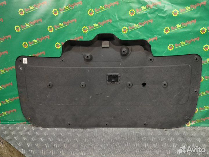 Обшивка крышки багажника Hyundai Grand Starex