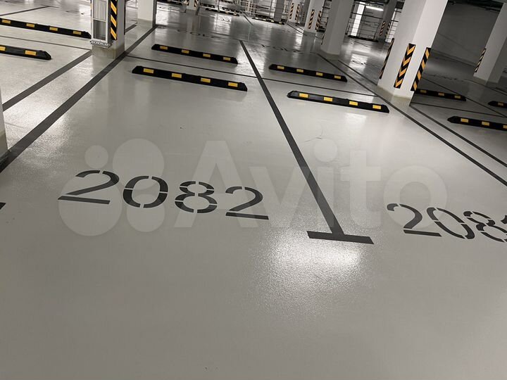 Машиноместо, 13 м²