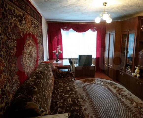 2-к. квартира, 43 м², 1/2 эт.