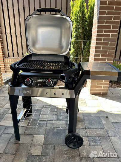 Электрогриль Weber Pulse 2000
