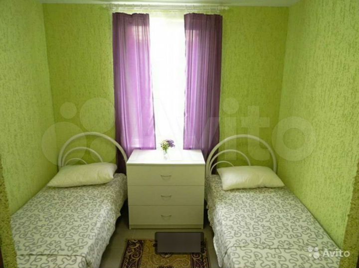 Комната 35 м², 1/3 эт.