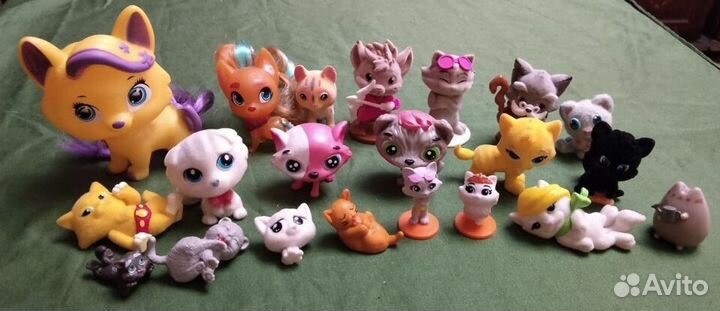 Коллекция фигурок кошек,24 шт