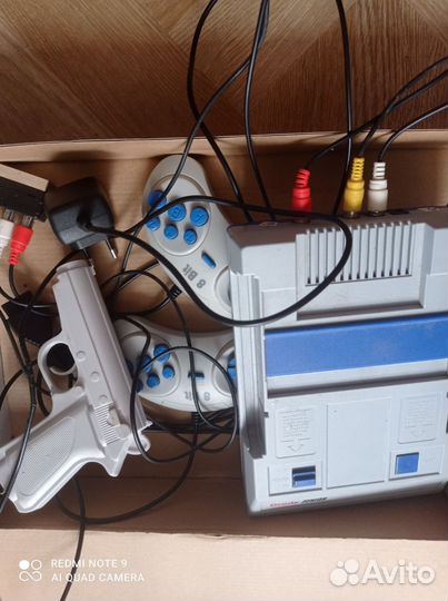 Игровая приставка дэнди