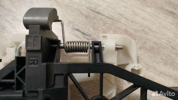 Ручка двери volkswagen amarok