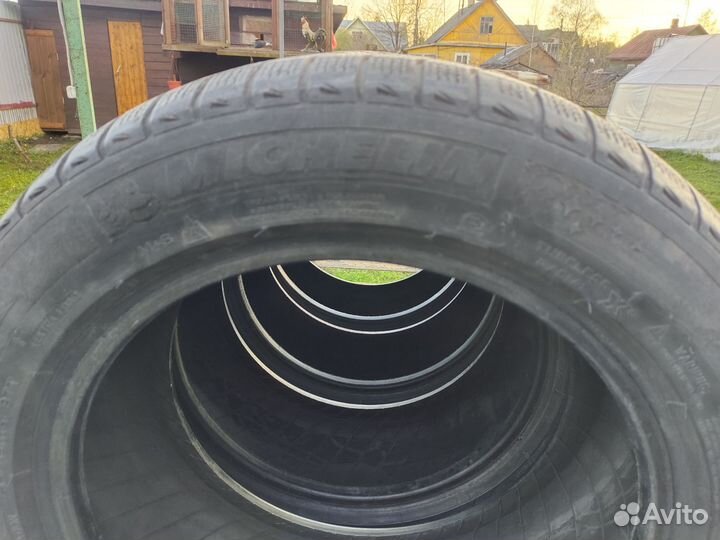 Michelin X-Ice 215/55 R16