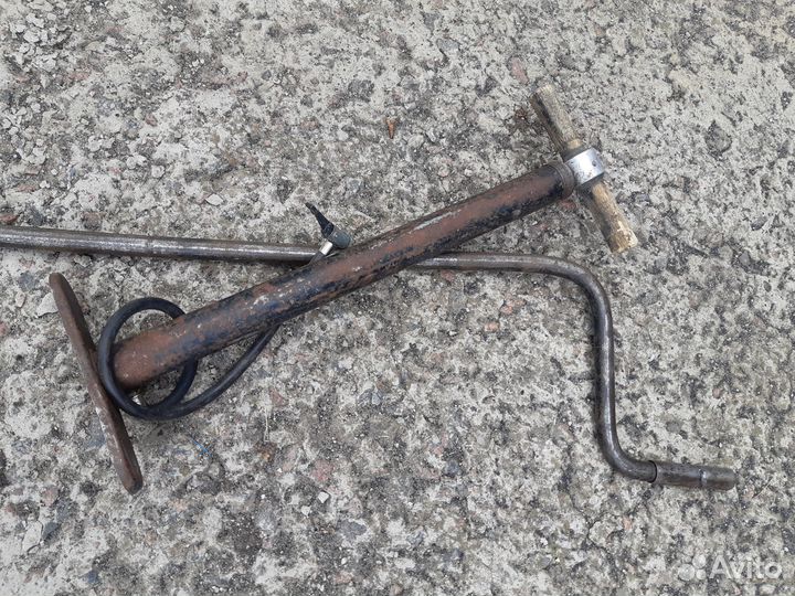 Кривой стартер,насос первая серия Газ 21 Волга