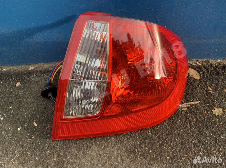 Фонарь правый Hyundai Getz 05-11