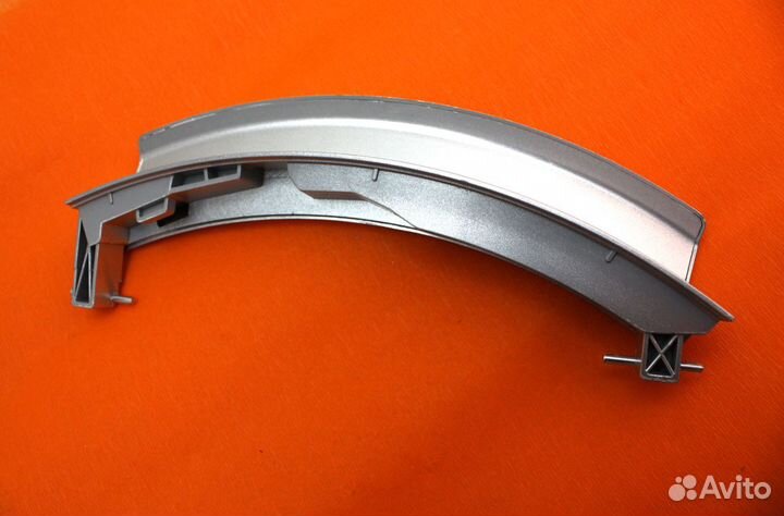 Ручка люка стиральной машины Bosch (00751783)