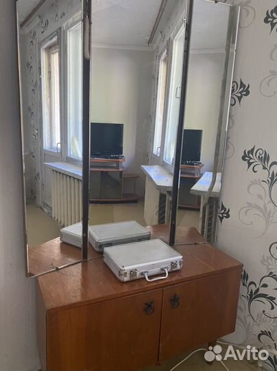 Отдам даром тумбы