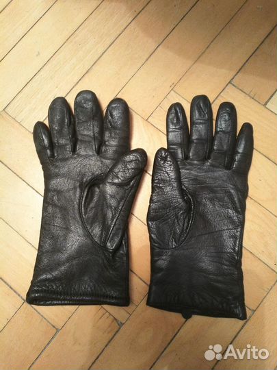 Варежки и перчатки кожа