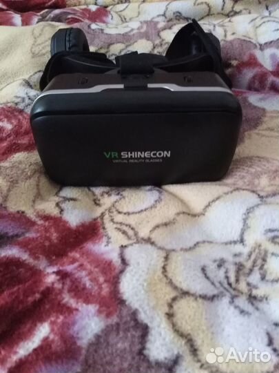 Продам VR очки для сенсорного телефона
