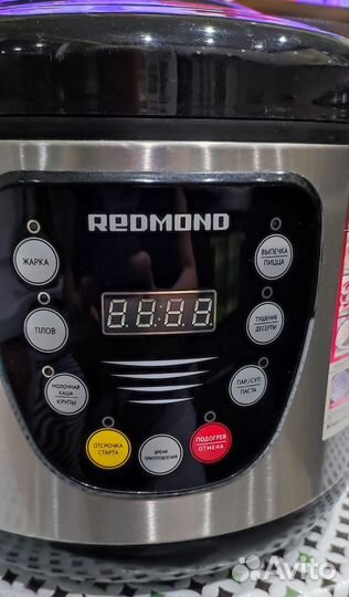 Мультиварка redmond новая
