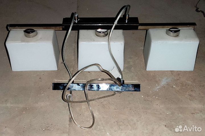 Потолочный светильник (люстра)