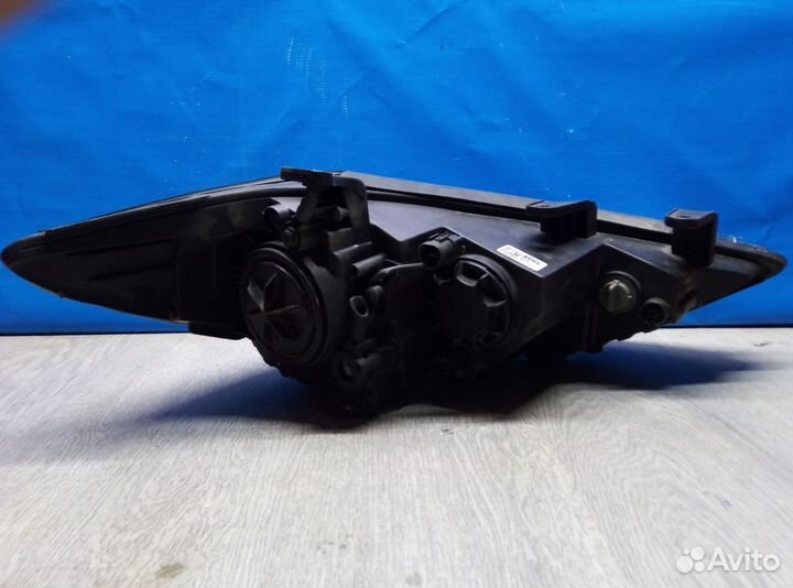 Фара левая Hyundai Elantra 6 ад 2016 2020