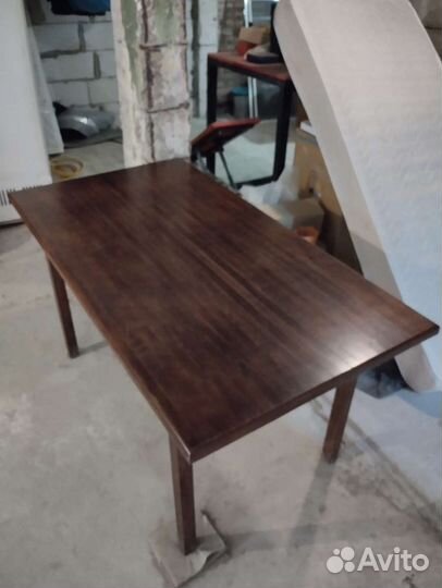 Кухонный стол