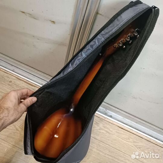 Домра малая (прима) новая с чехлом в муз школу