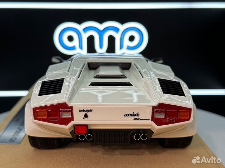 Make up Lamborghini Countach LP5000 QV 1:18