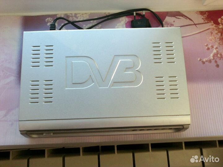 Спутниковый рессивер bsddvb-S2109N