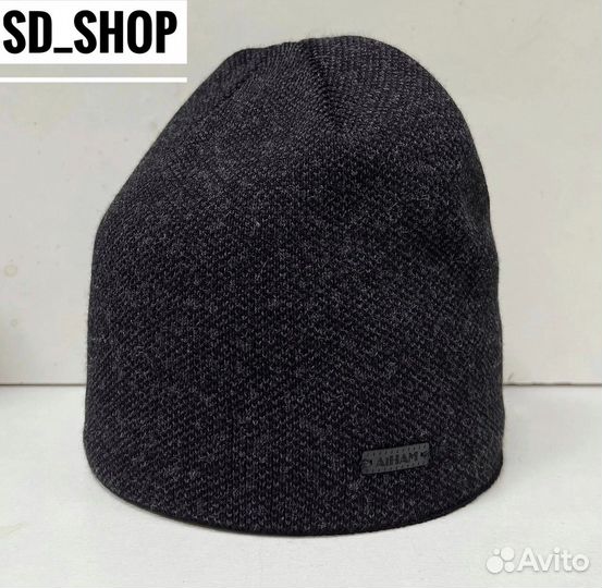 Мужская шапка утепленная