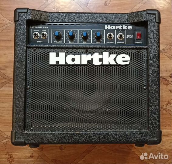 Басовый комбоусилитель hartke