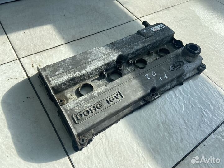 Клапанная крышка Ford Focus 1