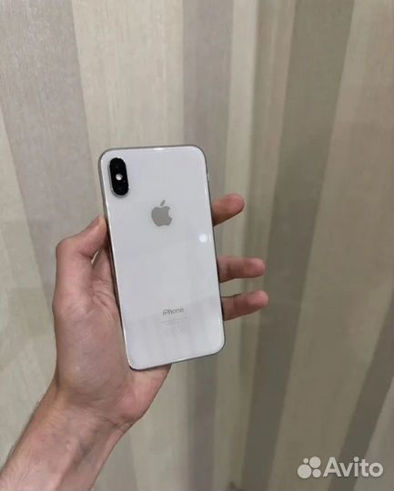 iPhone X, 64 ГБ