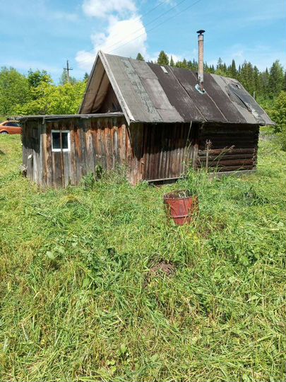 Дом 25 м² на участке 10 сот.