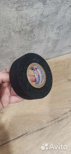 Хоккейный мяч для дриблинга и хоккейная лента