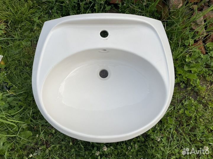 Раковина в ванную комнату