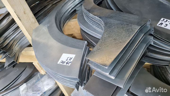 Ремонтные пороги Mitsubishi Delica 4 (PE8W)