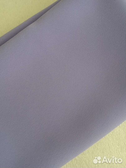 Креп (отрез ткани) сиреневого цвета