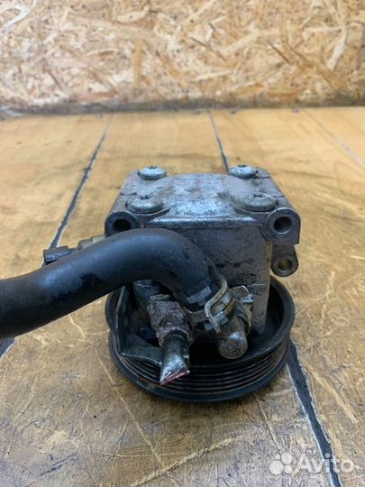 Насос гидроусилителя руля Ford Focus 2 shda 2008